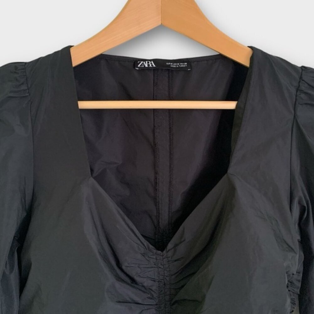 Zara Ruched Crop Top - Picture 3 of 8